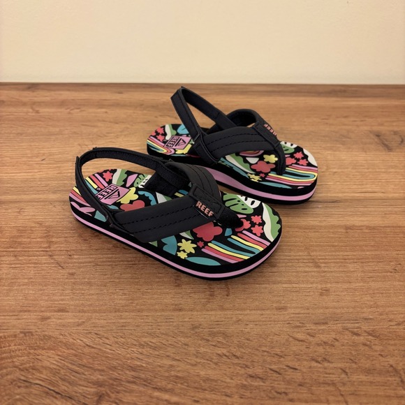 Reef Other - REEF Little Ahi Water-Friendly Flip-Flop Tropical Rainbow Black Kids Size 6 Pool